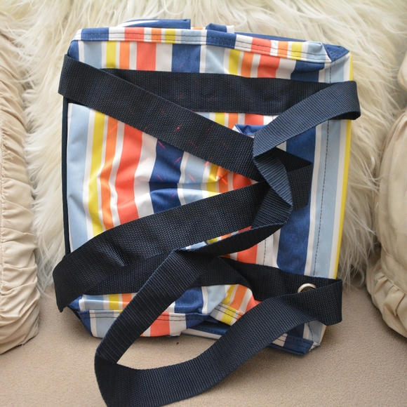 Thirty-One Gifts Vista Stripe Small Utility Tote - Picture 2 of 5